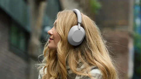 Sony WH-1000XM5