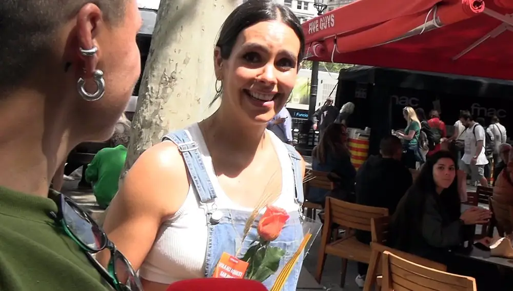 Cristina Pedroche desmiente su crisis sentimental con Dabiz Muñoz en Sant Jordi