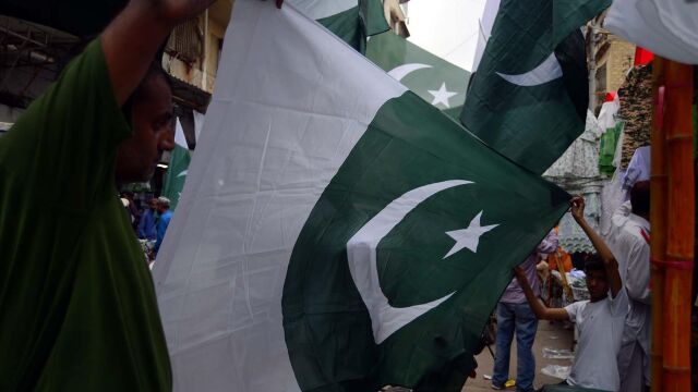 Pakistán.- Al menos dos soldados y 15 terroristas muertos en una serie de enfrentamientos en el noroeste de Pakistán