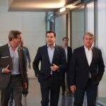 Juanma Moreno preside una reunión del Comité Asesor del Plan de Emergencia de Andalucía por el apagón generalizado