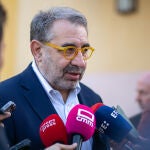 El consejero de Sanidad, Jesús Fernádez Sanz