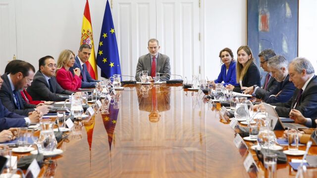 Apagón.- El Rey Felipe VI preside la reunión del Consejo de Seguridad Nacional