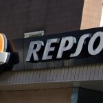 Economía.- Fitch mantiene el rating de Repsol en 'BBB+' con perspectiva estable