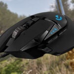 El ratón rueda del Logitech G502 HERO tiene dos modos y ofrece un desplazamiento superrápido
