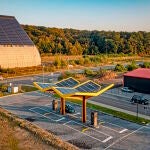 Las electrolineras de carga ultrarrápida ofrecen una potencia superior a los 150 KW