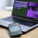 ChatGPT integra la experiencia de compra y permite la búsqueda desde WhatsApp