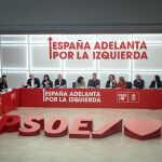 El PSOE acusa a Feijóo de "deslealtad a España" y "no saber lo que es el sentido de Estado"