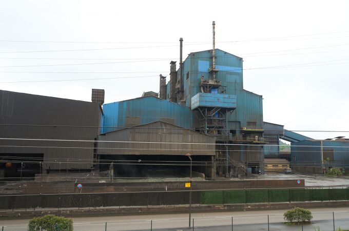 Economía/Apagón.- Hogares e industrias recuperan el suministro en Cantabria, pero las electrointensivas tardarán horas