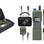 El pack completo viene con todo lo que necesitas para sacarle el máximo partido a este walkie talkie