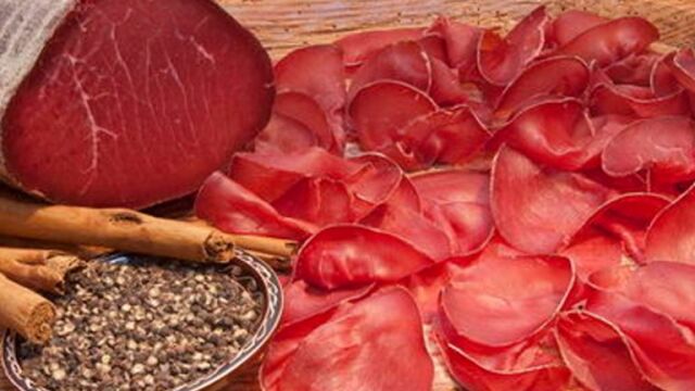 Bresaola, el único embutido italiano 100% saludable.