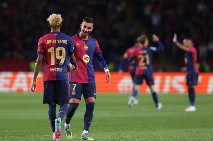 FC Barcelona v FC Internazionale Milano - UEFA Champions League 2024/25 Semi-Final First Leg