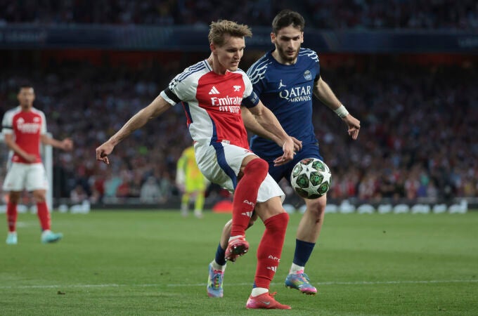 FOOTBALL - CHAMPIONS LEAGUE - 1/2 - ARSENAL v PARIS SG