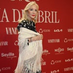 El look de Carmen Lomana para el pescaíto.