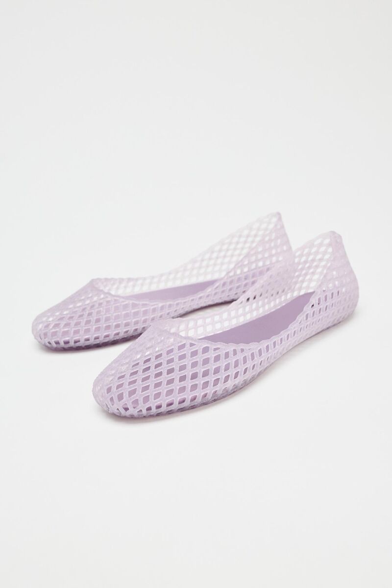 Dónde comprar las jelly sandals más estilosas del verano 2025
