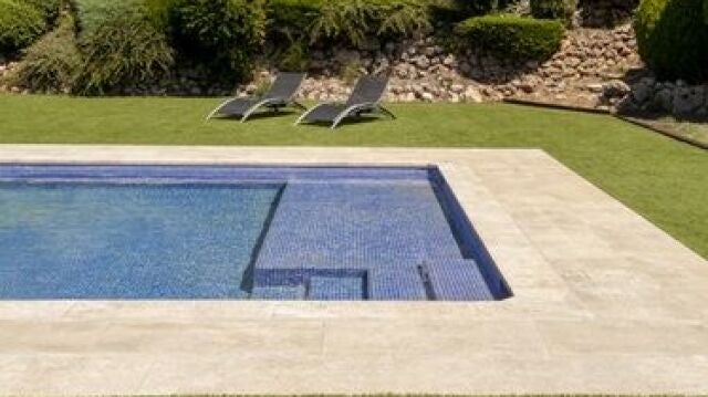 Piscina privada en alquiler