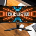 Este monitor GIGABYTE tiene un panel curvo