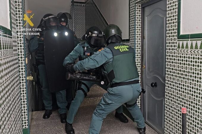 Imagen de la intervención de los agentes en La Rinconada