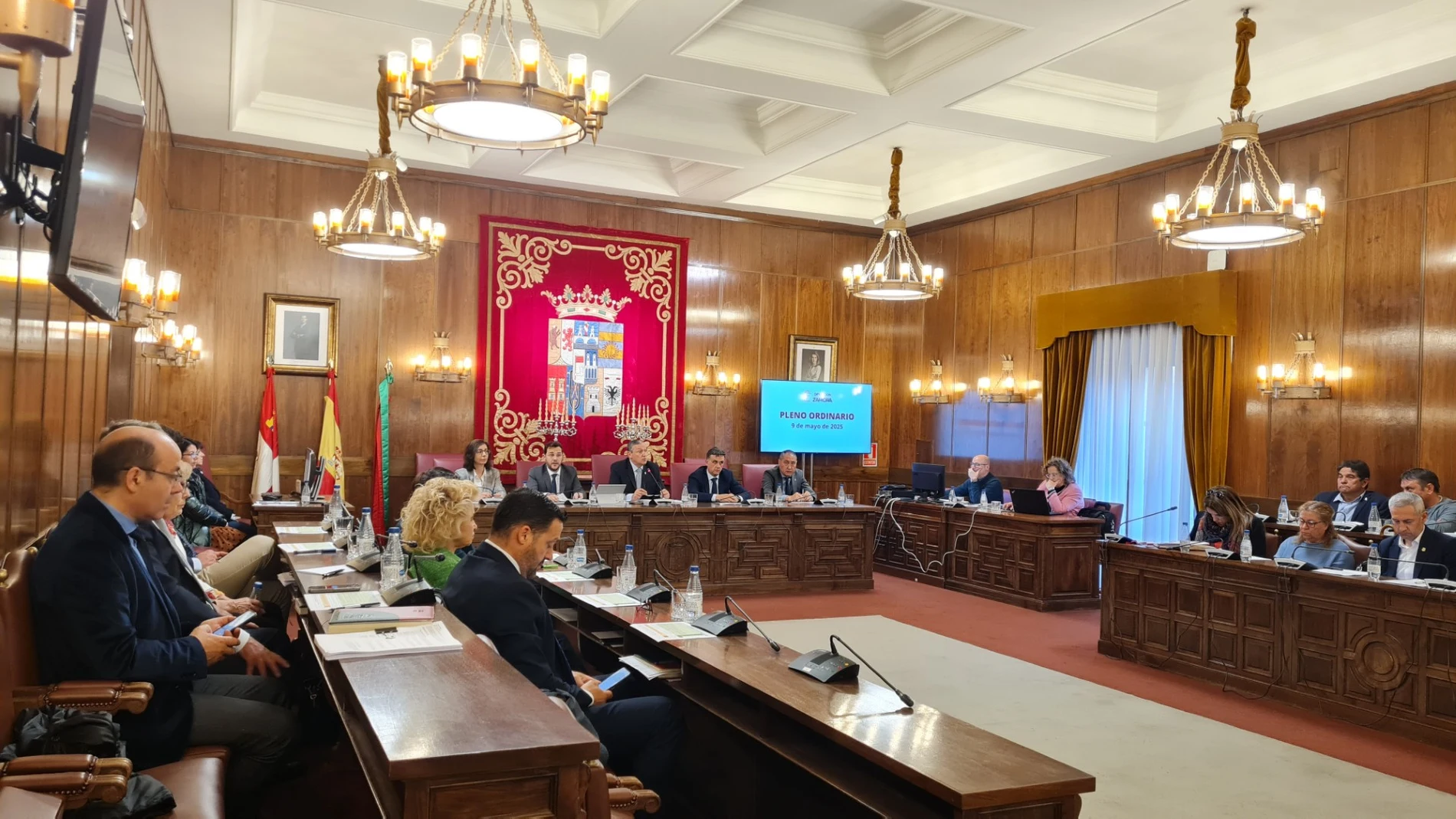 Pleno de la Diputación de Zamora de mayo, presidido por Javier Faúndez