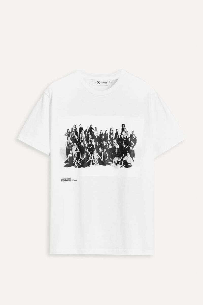 Camiseta 50 aniversario Zara.