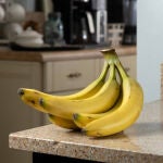Los plátanos duraran más tiempo sin ponerse marrones si los guardas con este artículo de cocina