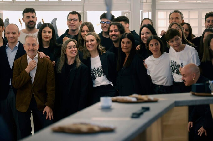 Se cumple medio siglo de la apertura de la primera tienda Zara, matriz del emporio Inditex