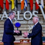 Josep Borrell recibe el Premio Europeo Carlos V