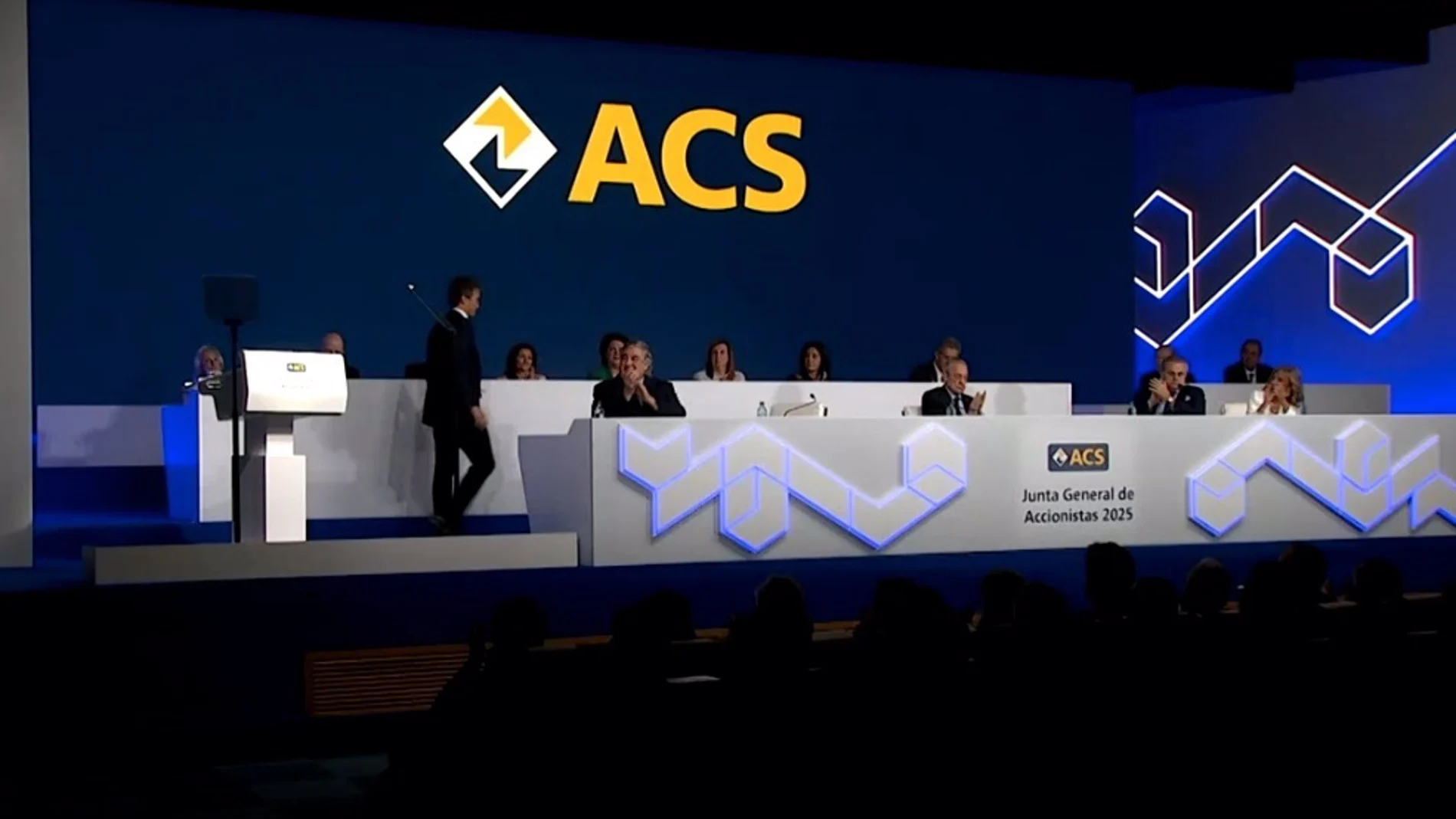 Economía.-(AM) Juan Santamaría defiende la "posición privilegiada" de ACS para aprovechar el contexto geopolítico actual