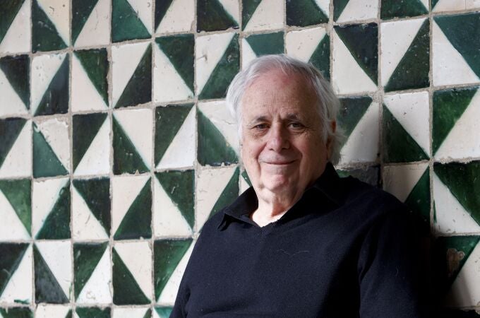GRAFCAT4416. BARCELONA, 25/02/2025.- El historiador israelí Ilan Pappé, que acaba de publicar el ensayo 'Breve historia del conflicto entre Israel y Palestina', considera que la solución al conflicto en la región "no pasa por la existencia de dos estados", como promueven algunos países. EFE/Quique García