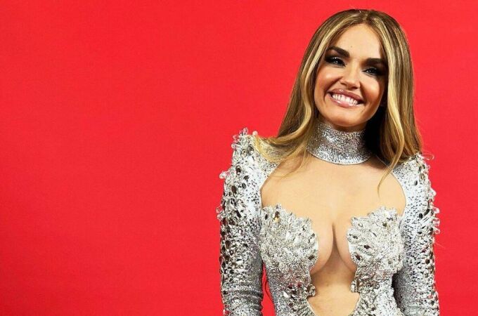El look de Melody para Eurovisión 2025.