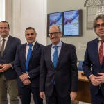 El presidente de la Diputación de Salamanca, Javier Iglesias, junto a los alcaldes de Santa Marta de Tormes, David Mingo, y de Béjar, Luis Francisco Martín, presentan la II Feria de Relevo Generacional Negocio Rural Salamanca, que tendrá lugar en dichos municipios