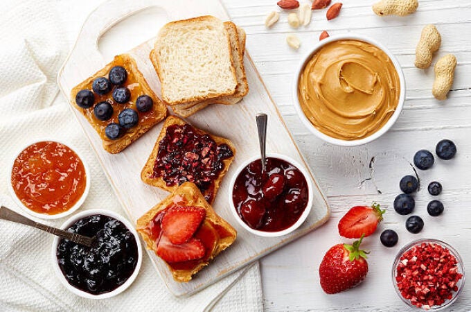 Cardióloga habla claro sobre el desayuno: estos alimentos están prohibidos