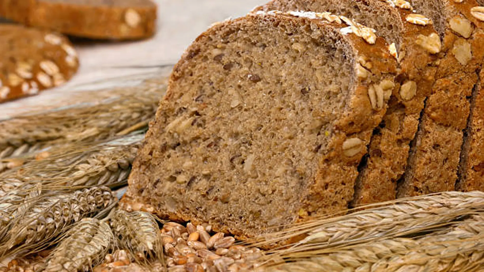 Por qué tu pan integral puede no ser tan saludable como crees: los panes que debes comprar en su lugar