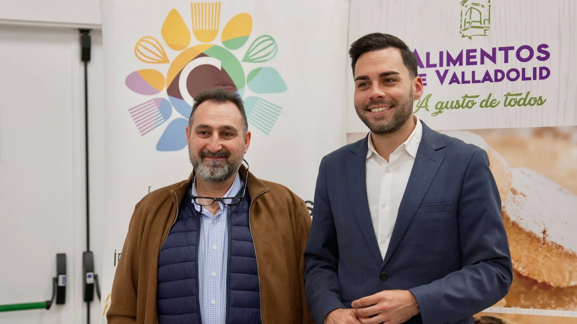 El diputado Roberto Migallon y el presidente de la Asociación de Confiteros de Valladolid, Rafael Mesonero, presentan el evento más dulce del año.