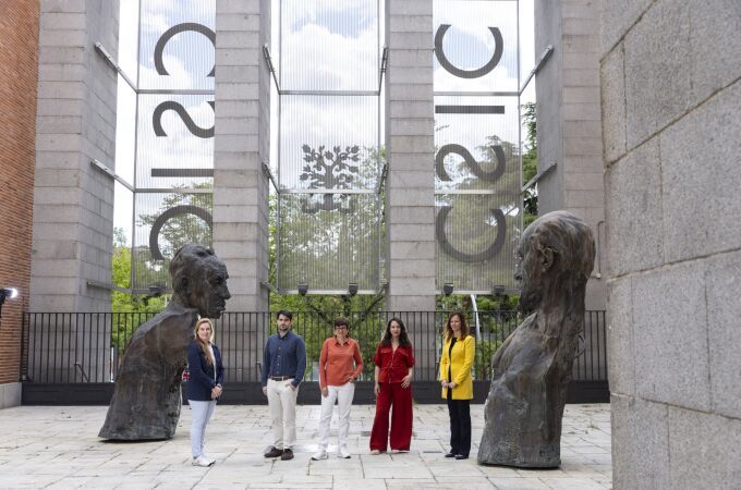 De izq. a drcha, Marta Miguel, Samuel Fernández, Isabel Portero, Eva Jiménez y Marta Navarrete 