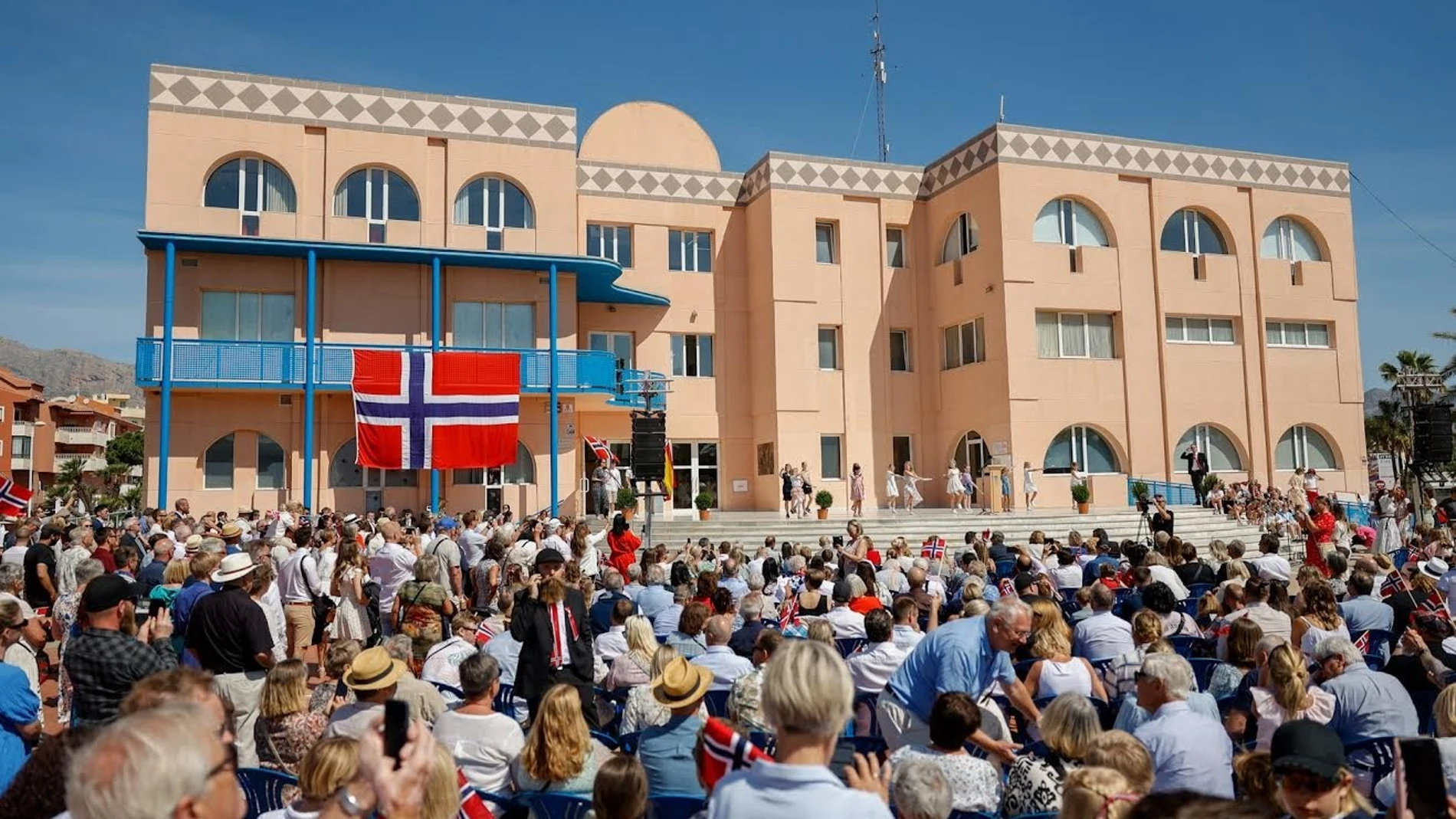 Celebración del Día Nacional de Noruega en l'Alfàs del Pi, en una imagen de archivo REMITIDA / HANDOUT por AYUNTAMIENTO DE L'ALFÀS DEL PI Fotografía remitida a medios de comunicación exclusivamente para ilustrar la noticia a la que hace referencia la imagen, y citando la procedencia de la imagen en la firma 16/05/2025