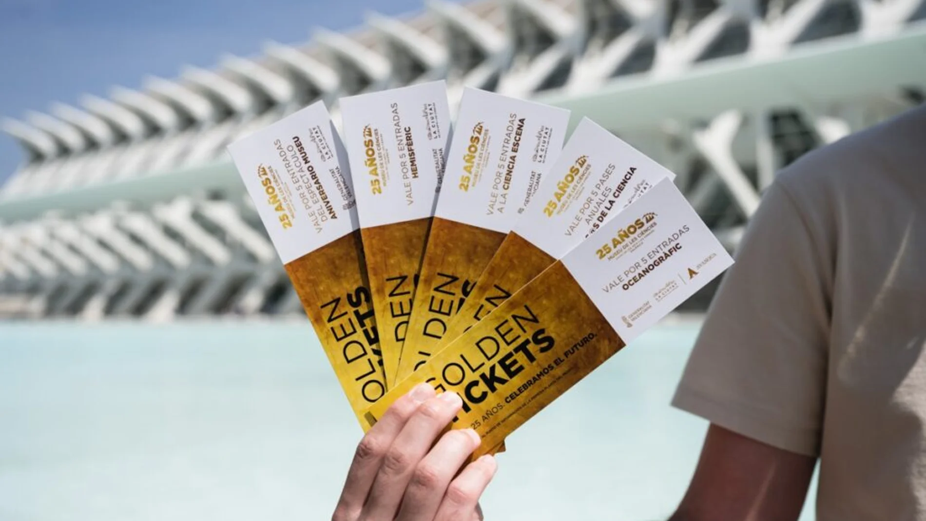 Encuentra este domingo los billetes dorados escondidos al estilo Willy Wonka en la Ciudad de las Artes y las Ciencias