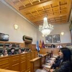 Pleno extraordinario del Ayuntamiento de Santiago.