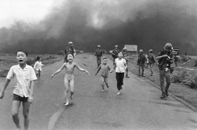 'El terror de la guerra', la icónica imagen de la Guerra de Vietnam que más de 50 años después de su captura sigue en el centro de la polémica