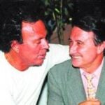 Santiago Domínguez junto a Julio Iglesias