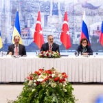 Ukrainian and Russian delegations in Turkey for planned peace talks