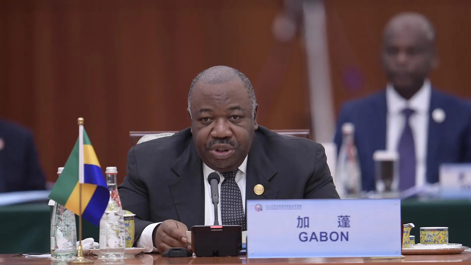 Gabón.- Liberados el expresidente de Ali Bongo y su familia, detenidos tras el golpe de Estado de 2023 en Gabón