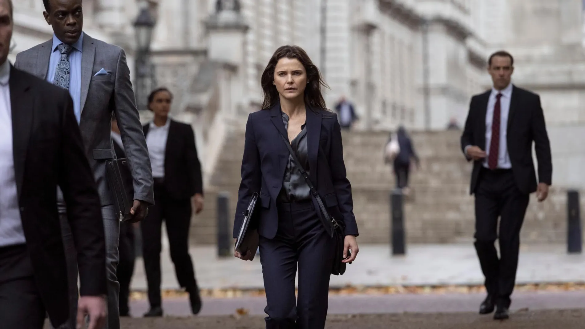 Captura de Keri Russell en 'La Diplomática'