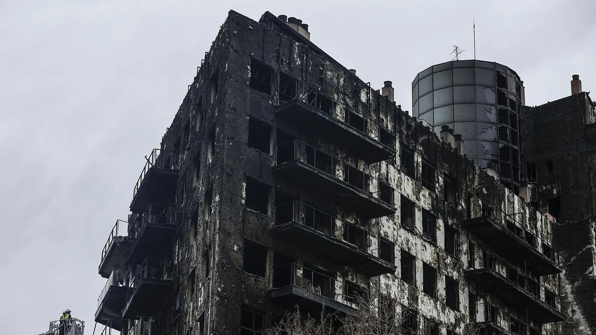 AMP.- Las obras para recuperar la finca incendiada en Campanar comenzarán en julio tras tener ya licencia