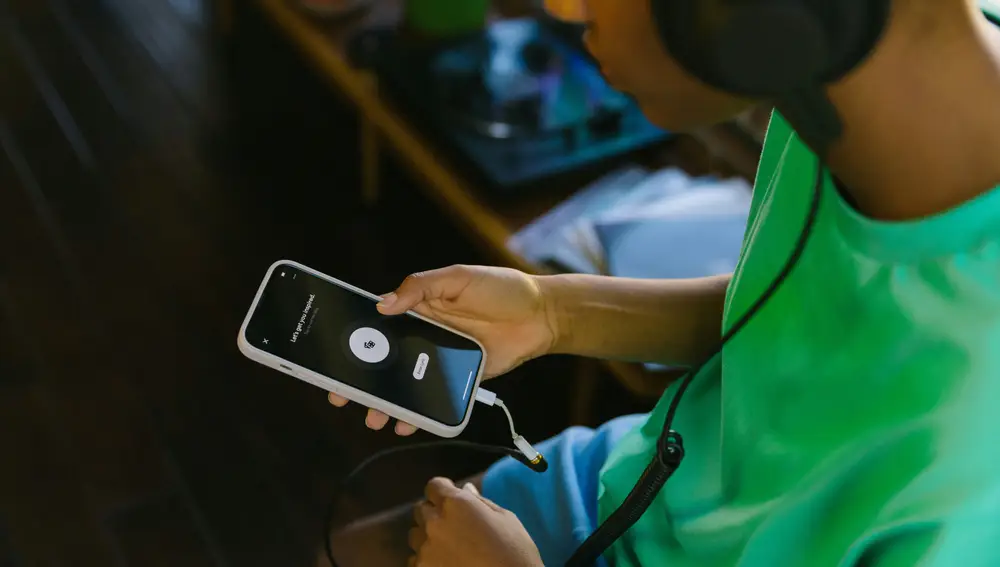 Actualmente no hay nada mejor que las conexiones cableadas para escuchar audio a altas calidades