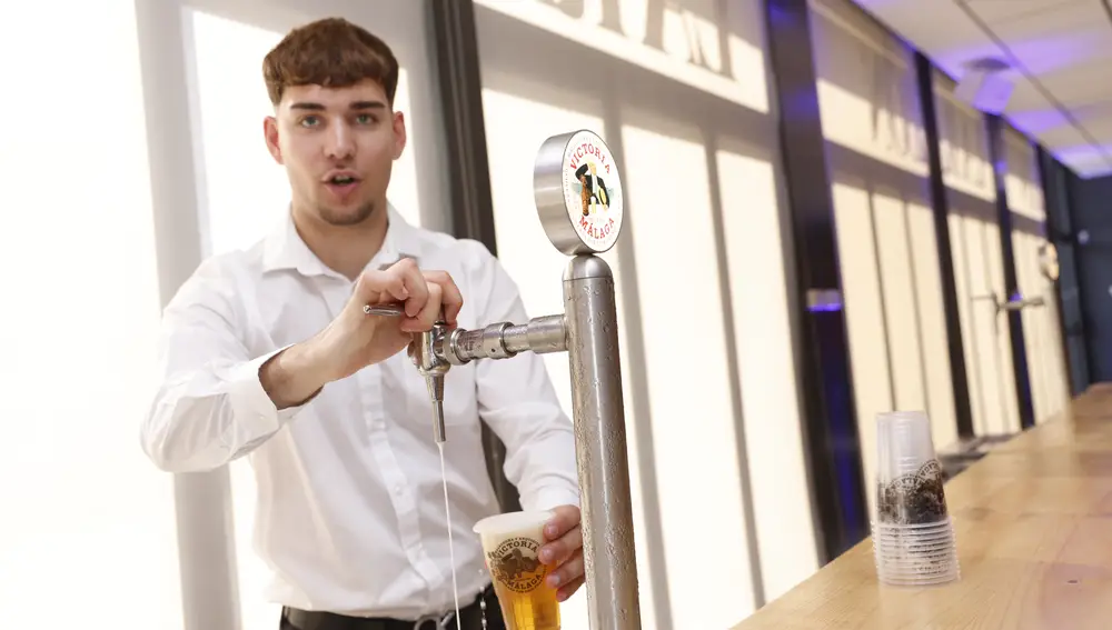 El evento de Hombres G, patrocinado por cervezas Victoria