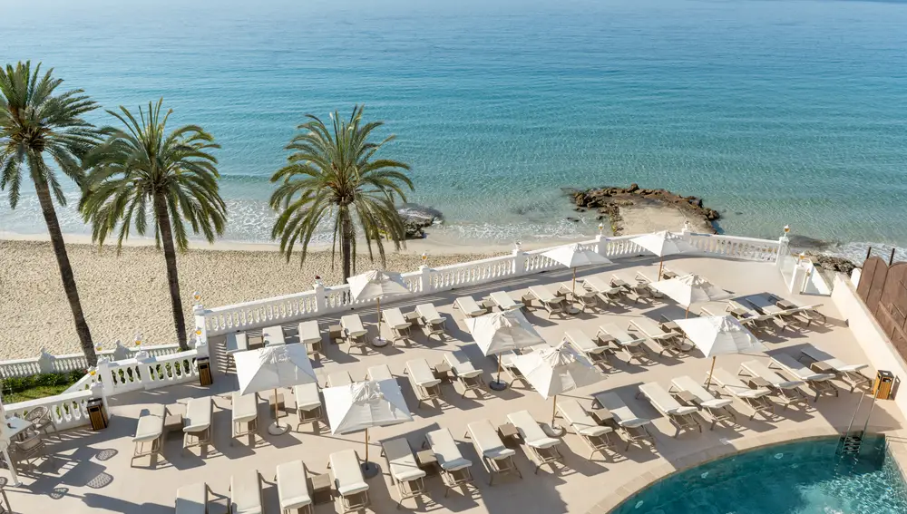 Terraza piscina Hotel Nixe Palace