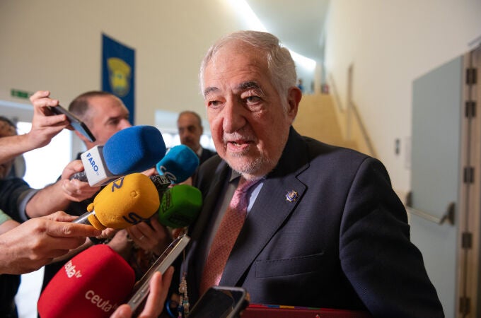 Cándido Conde Pumpido asiste a las XIV Jornadas Jurídicas de Ceuta