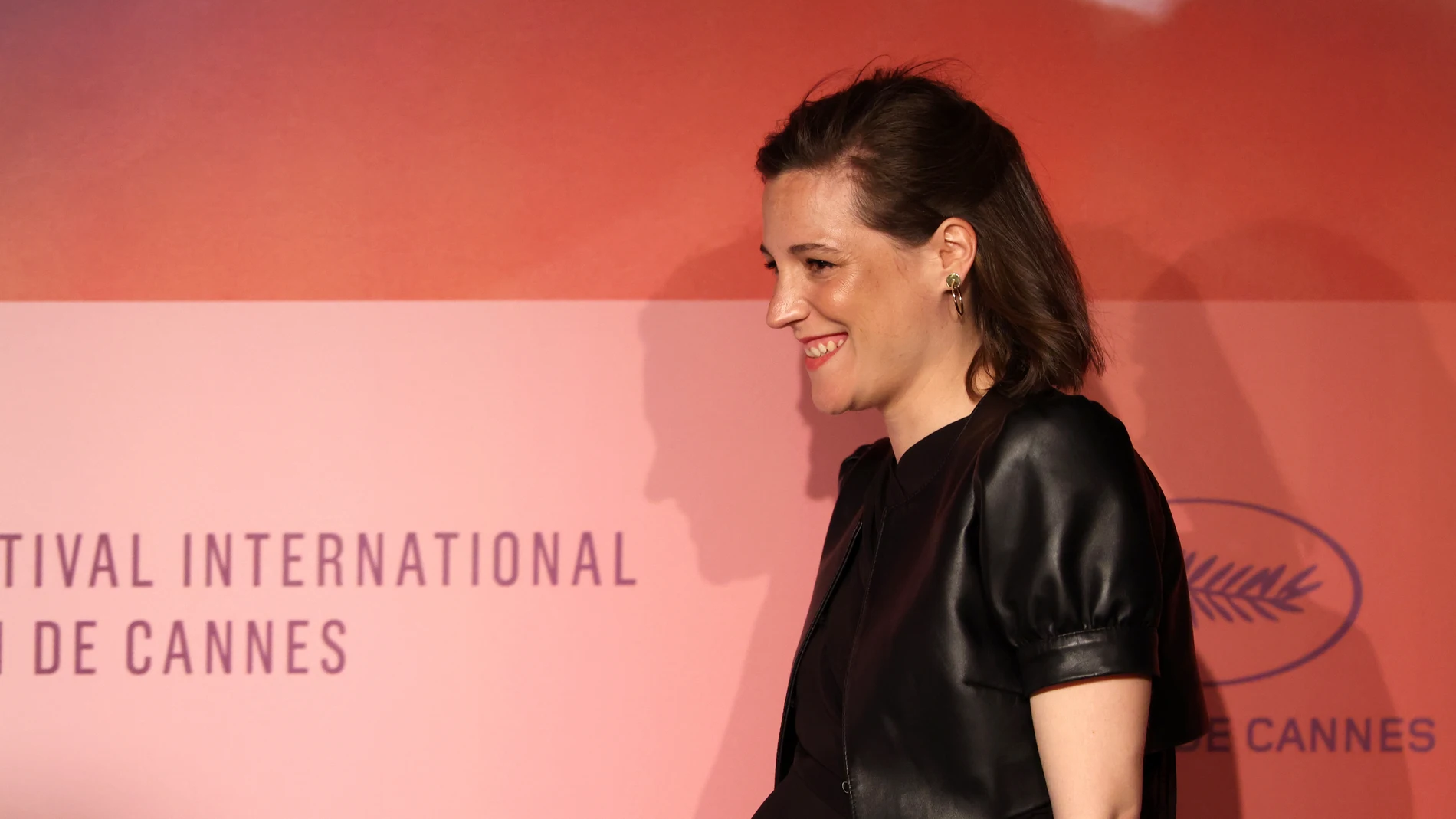 CANNES (France), 22/05/2025.- Director Carla Simon attends the press conference for 'Romeria' during the 78th annual Cannes Film Festival, in Cannes, France, 22 May 2025. The film festival runs from 13 to 24 May 2025. (Cine, Francia) EFE/EPA/MOHAMMED BADRA / POOL