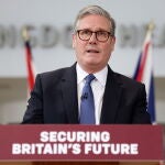 El primer ministro británico Keir Starmer en el astillero de BAE en Glasgow