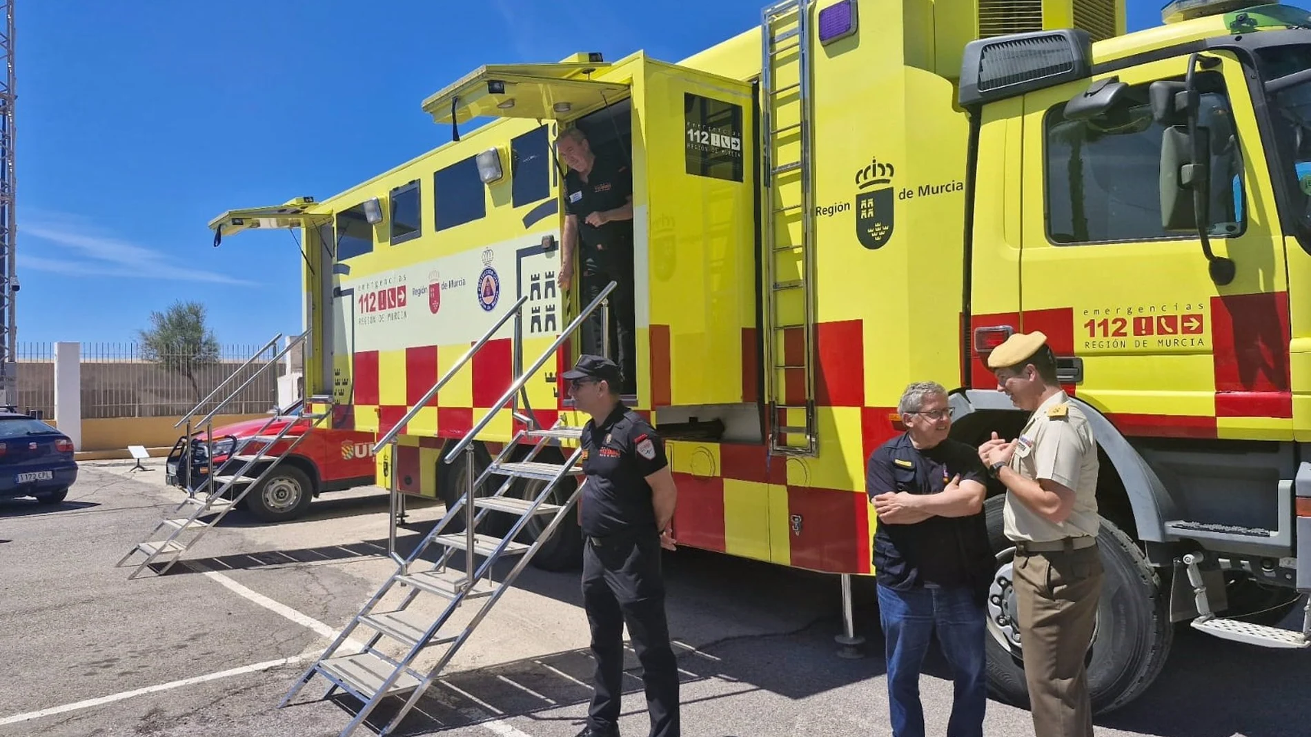 MURCIA.-Sucesos.- Emergencias participa en el simulacro de un incendio en un buque y un derrame de combustible en Cartagena